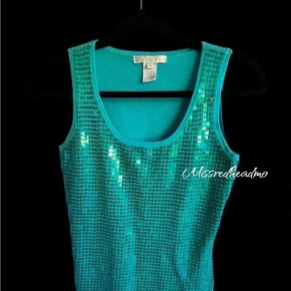 ~Design History~ Top - Medium - Picture 1 of 4